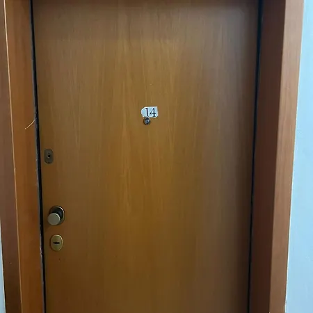 Center 2 * Tirana