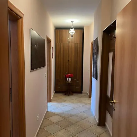 Apartment Center 2