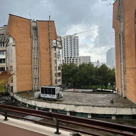 Center 2 * Tirana